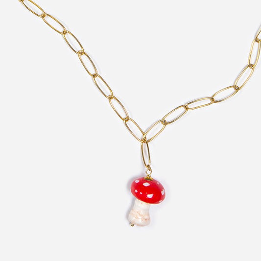 AMANITO, COLLAR MEDIANO CON CADENA DE METAL DORADA Y SETA ROJA Y BLANCA DE CERÁMICA
