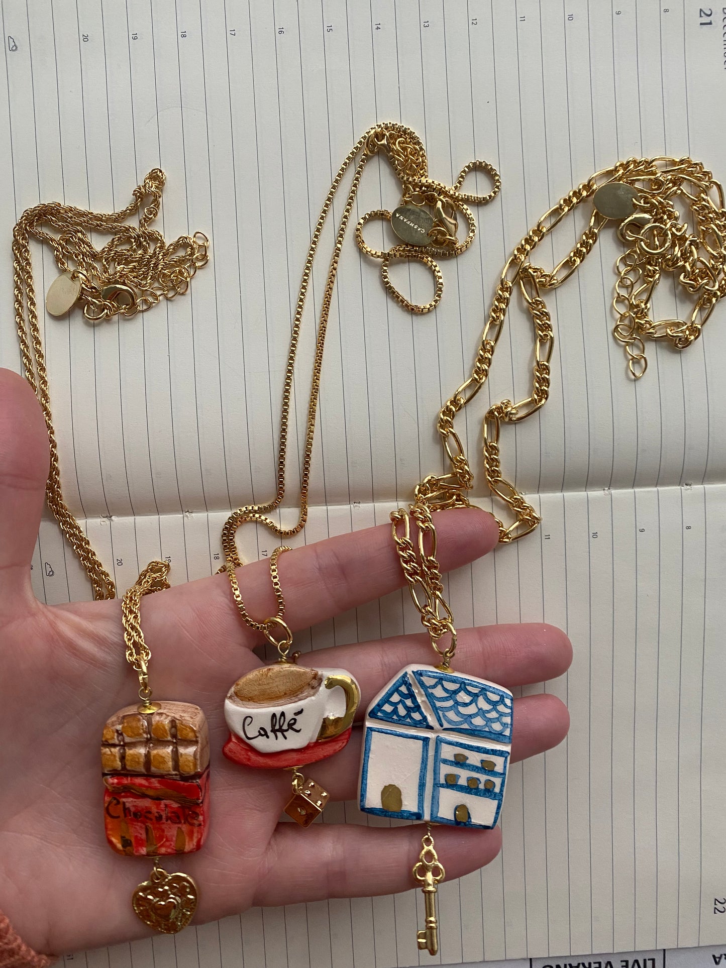 COFFEE, MEDIUM NECKLACE WITH CERAMIC COFFEE CUP