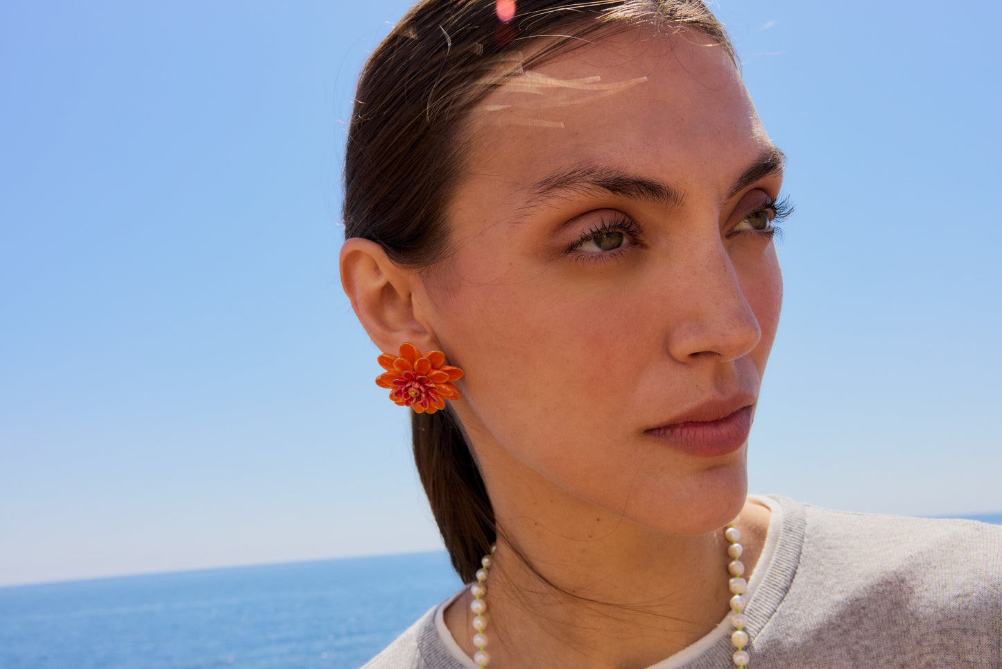 Pendientes caterina en modelo