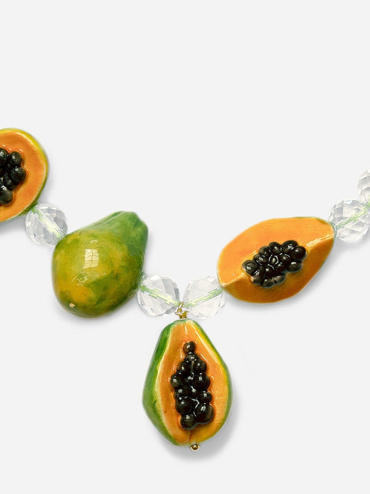 TROPICAL, COLLAR CORTO DE CUENTAS DE CRISTAL Y PAPAYAS DE CERÁMICA