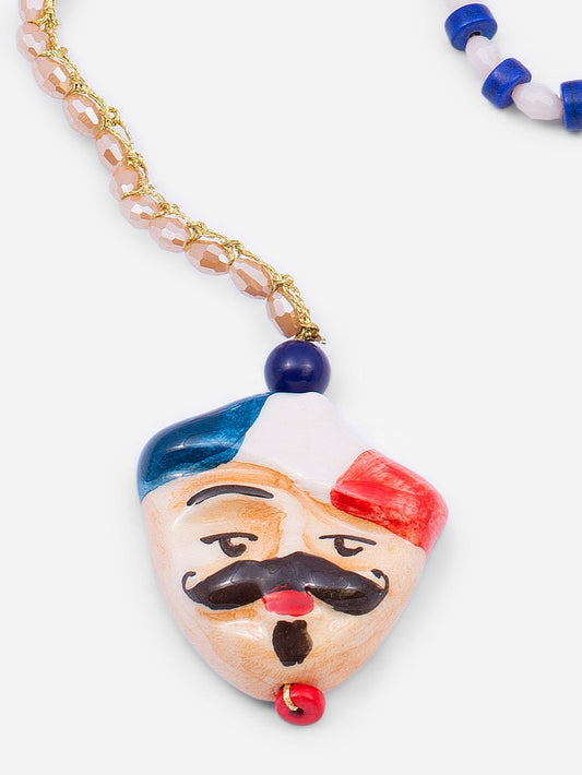 detalle collar pintor