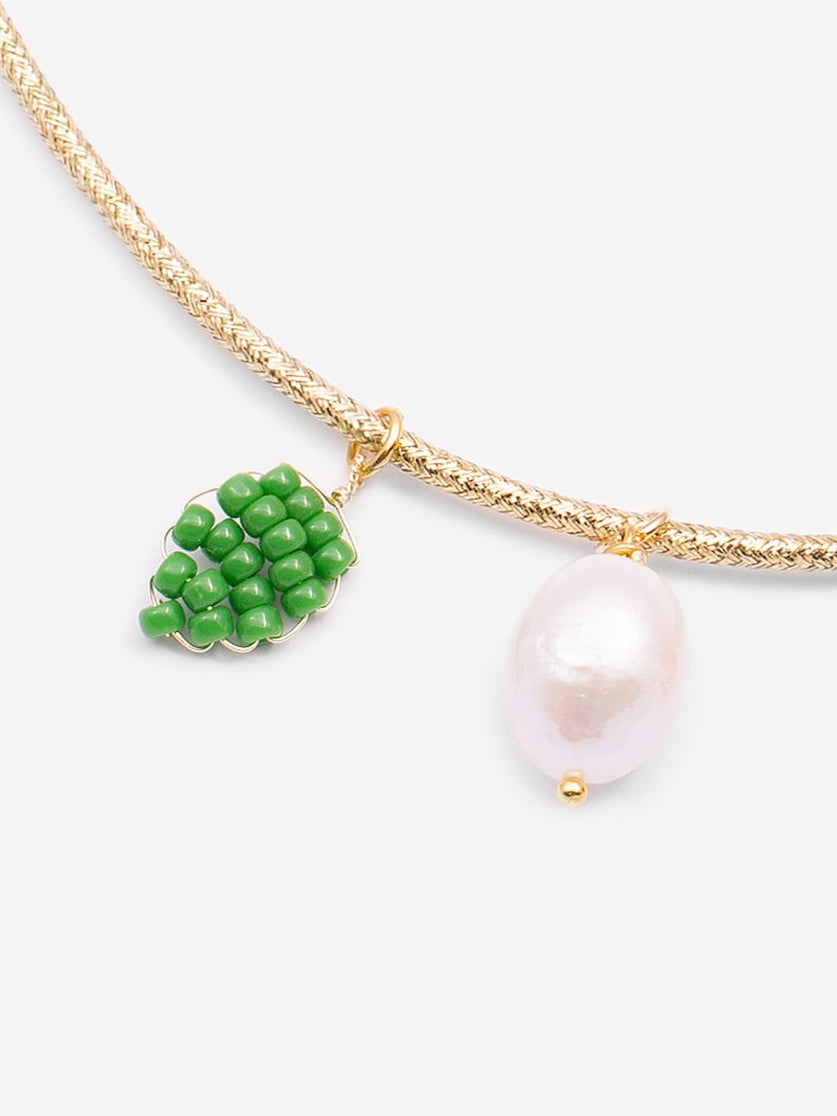 TOMATO, GOLD THREAD NECKLACE WITH 4 CHARMS.