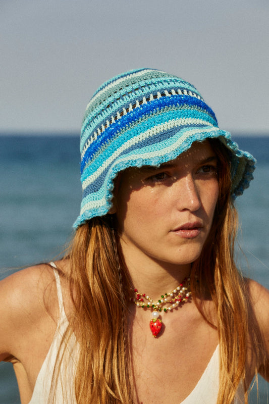 Blau crochet hat