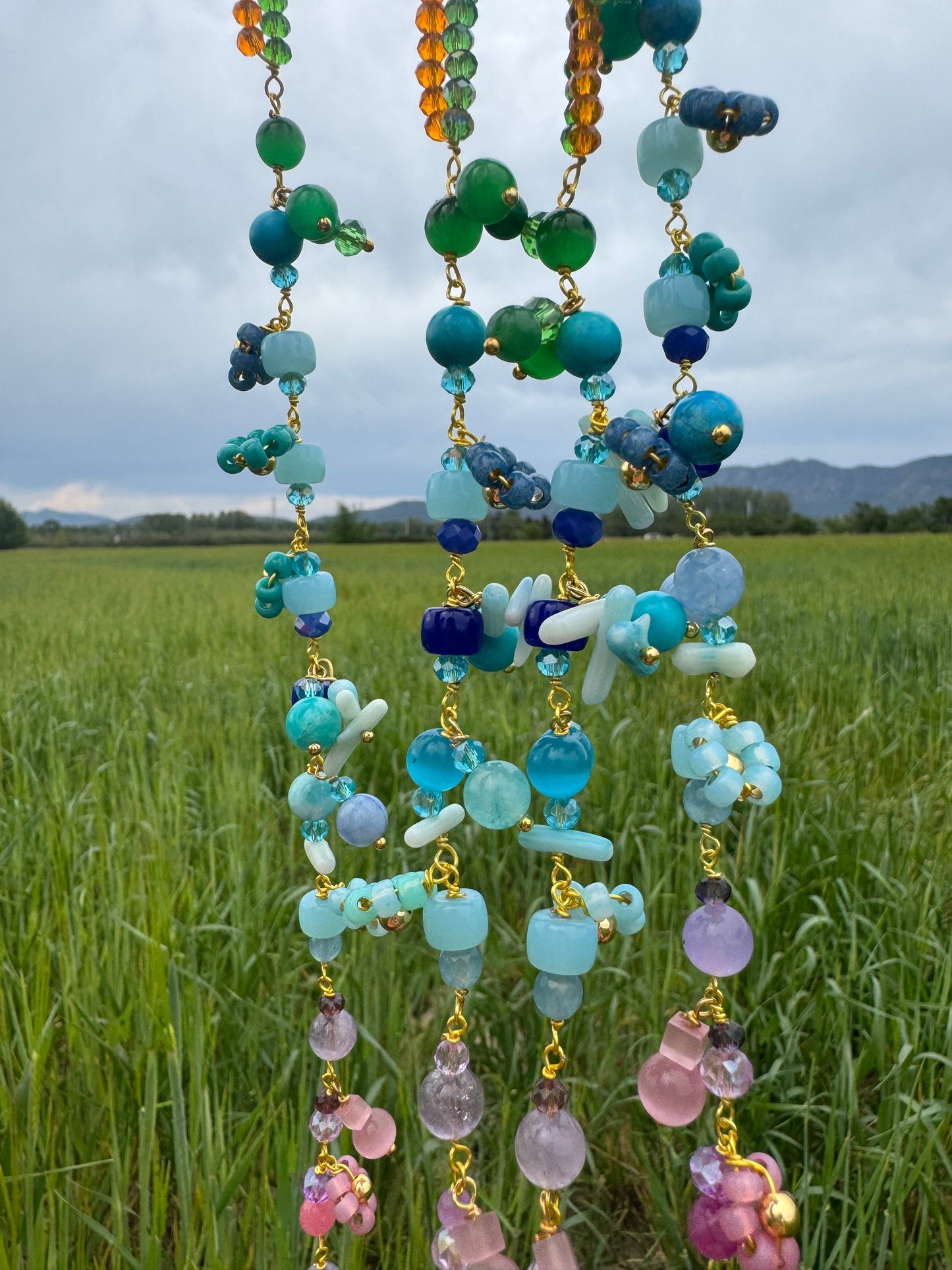 FLOWER POWER, COLLAR DE FLORES MULTICOLORES