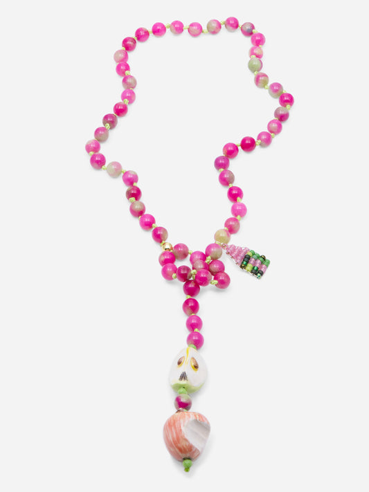 GALA, COLLAR LARGO DE PIEDRAS ROSAS Y MANZANA DE CERÁMICA