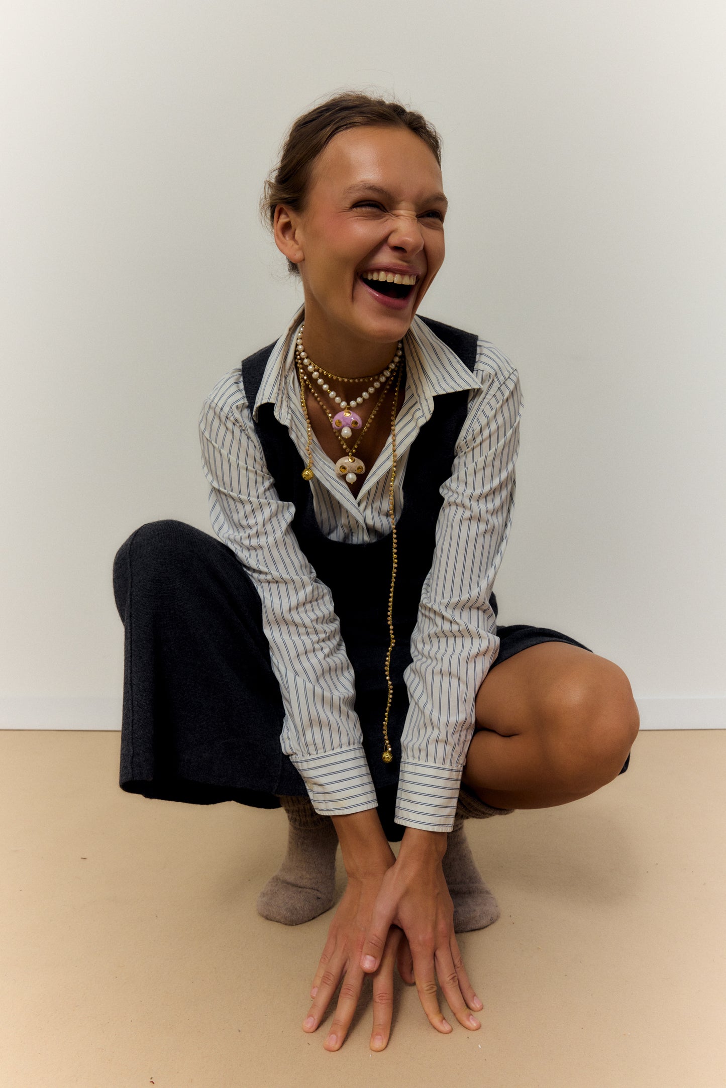 CHAMPI LILA, SHORT PEARL NECKLACE WITH LILAC MUSHROOM PENDANT