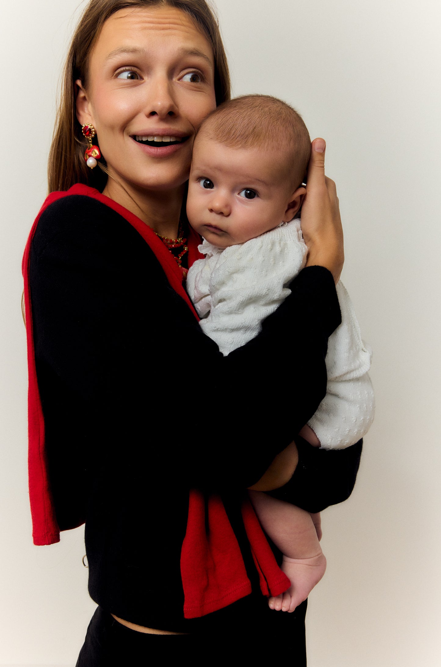 MINI CHAMPI ROJO, PENDIENTES COLGANTES