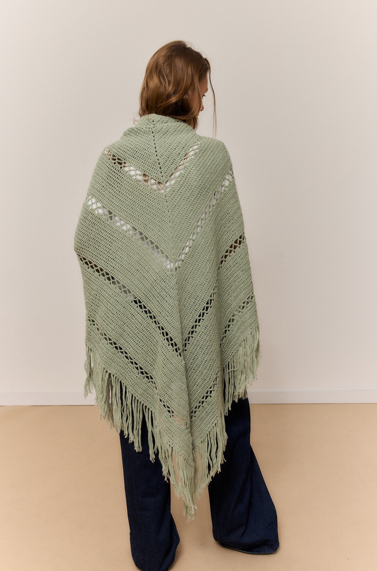 CHAL VERDE SALVIA, CHAL DE LANA DE ALPACA NATURAL