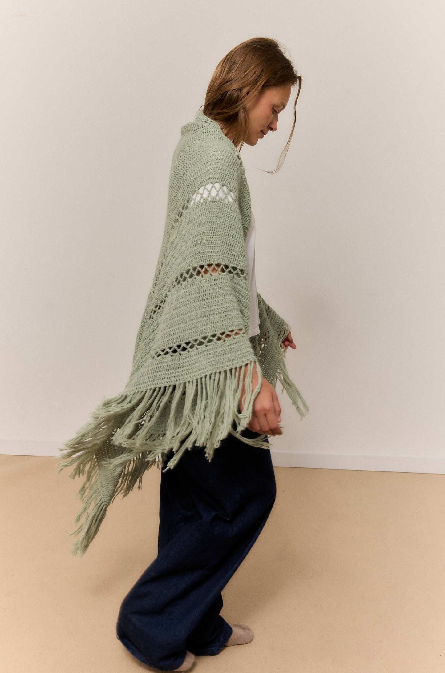 CHAL VERDE SALVIA, CHAL DE LANA DE ALPACA NATURAL