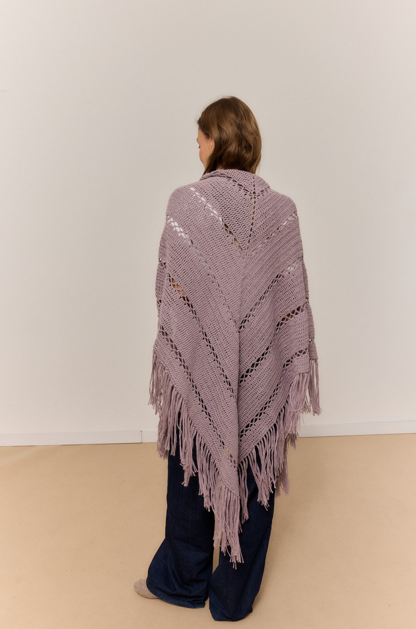 CHAL LAVANDA ESCARCHADA, CHAL DE LANA DE ALPACA NATURAL