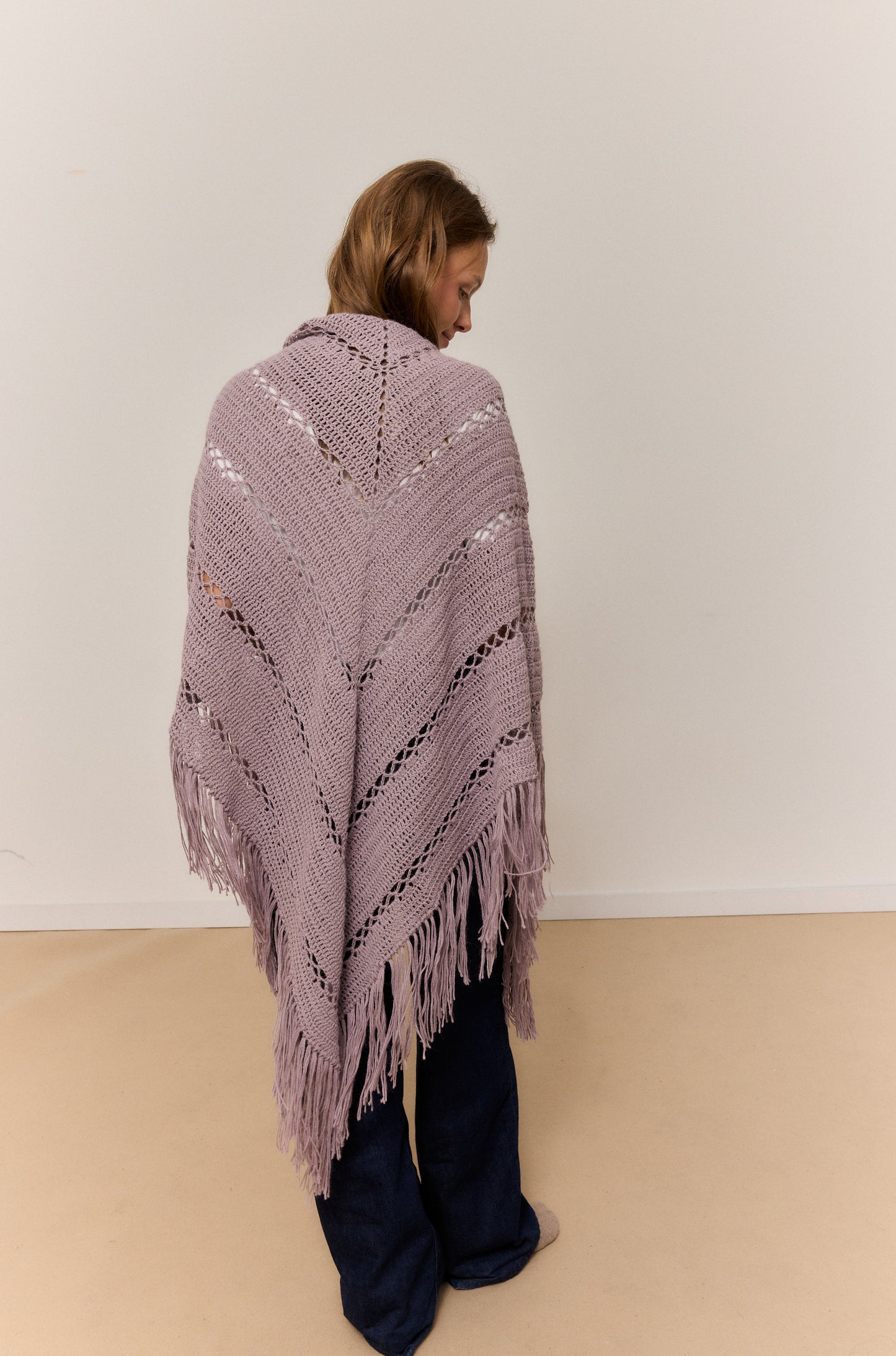 CHAL LAVANDA ESCARCHADA, CHAL DE LANA DE ALPACA NATURAL