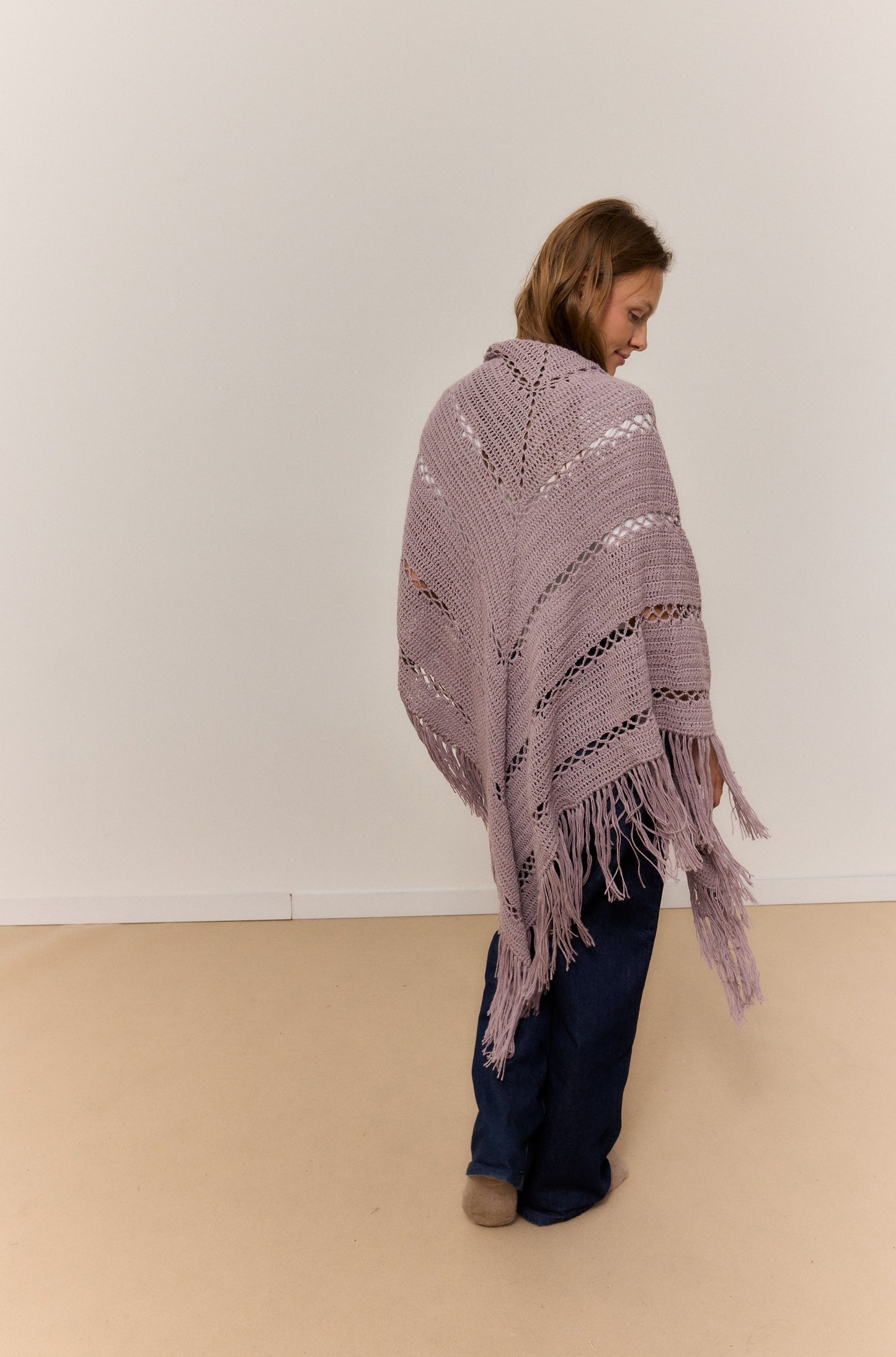 CHAL LAVANDA ESCARCHADA, CHAL DE LANA DE ALPACA NATURAL
