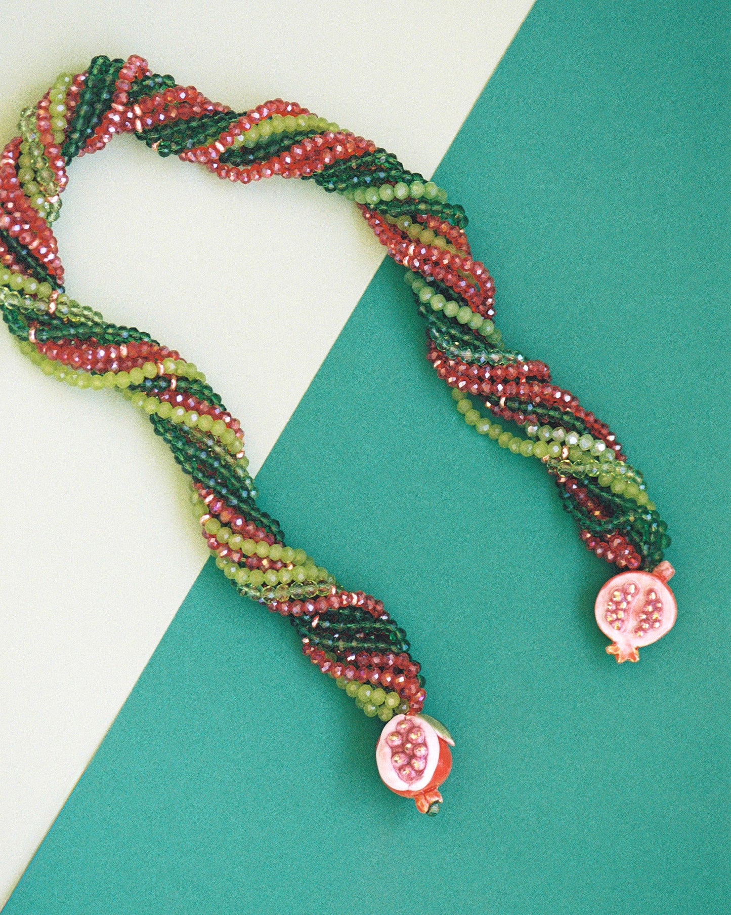 GRANADAS CHOCKER, NECKLACE WITH TWO POMETERY-SHAPED CERAMICS