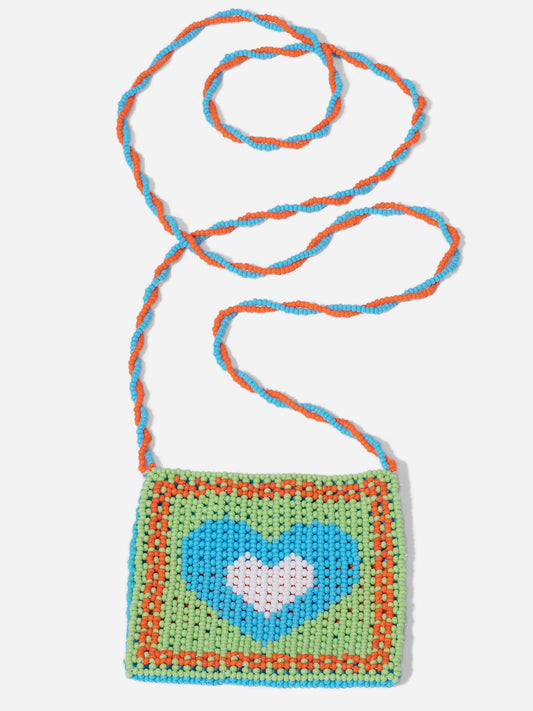 POCKET AMORE, BOLSILLO DE CUENTAS DE CHICRA CON DIBUJO EN FORMA DE CORAZÓN