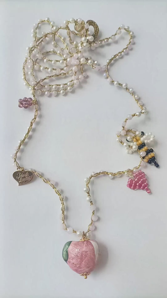 PINK LADY, COLLAR DOBLE CON PERLAS Y CHARMS